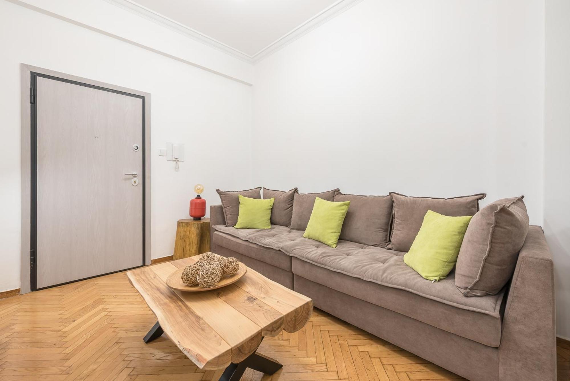Stylish Luxury Apartment At Ampelokipi Metro Station アテネ エクステリア 写真