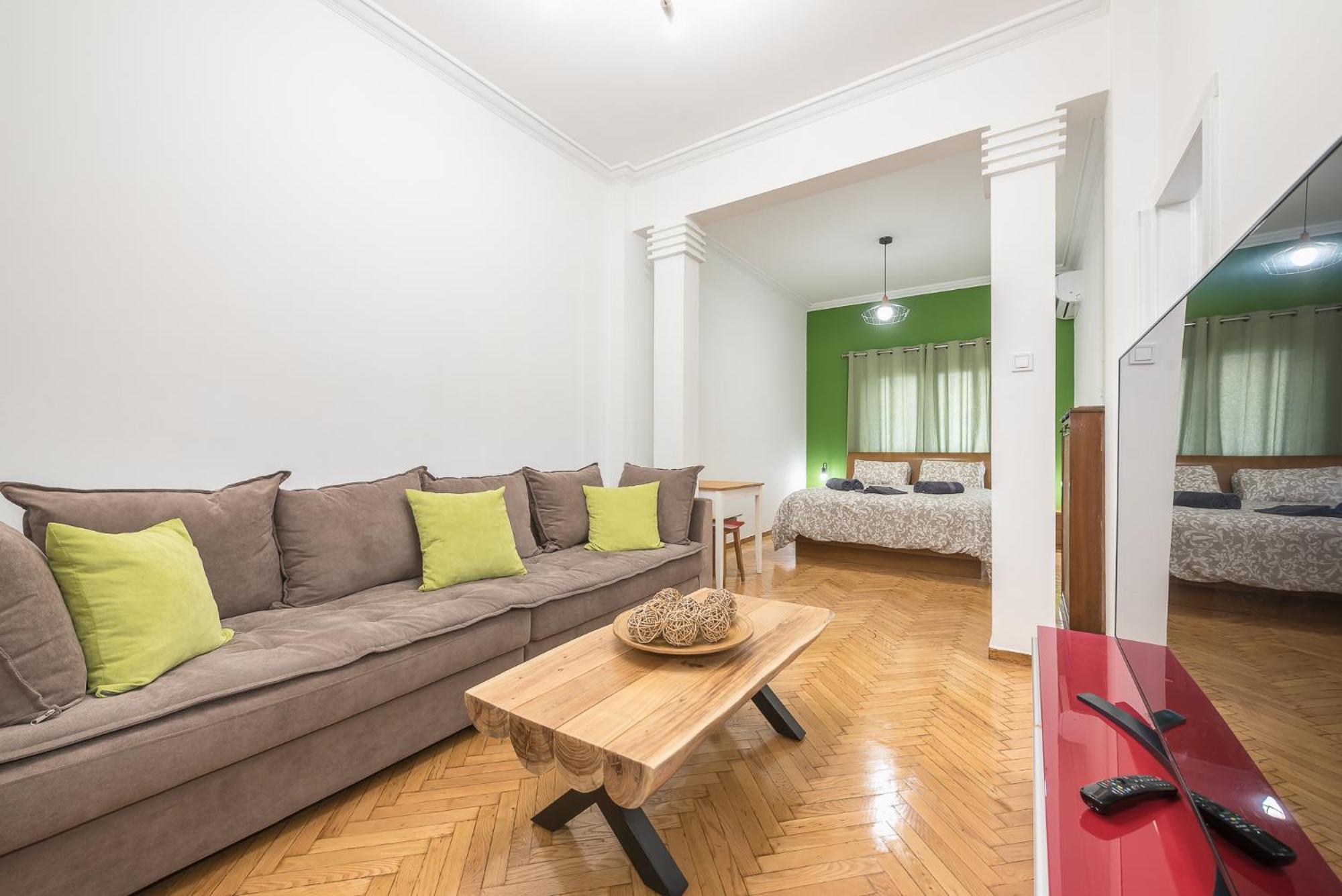 Stylish Luxury Apartment At Ampelokipi Metro Station アテネ エクステリア 写真