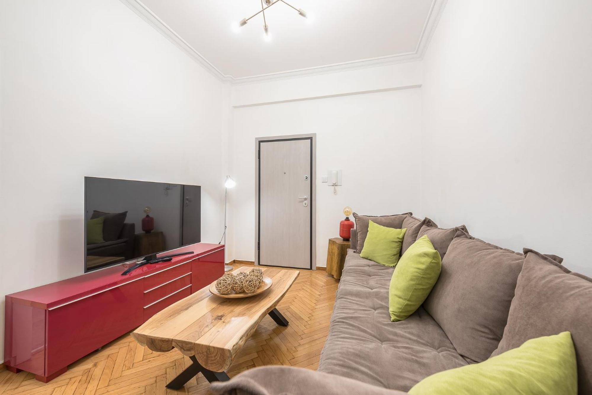 Stylish Luxury Apartment At Ampelokipi Metro Station アテネ エクステリア 写真