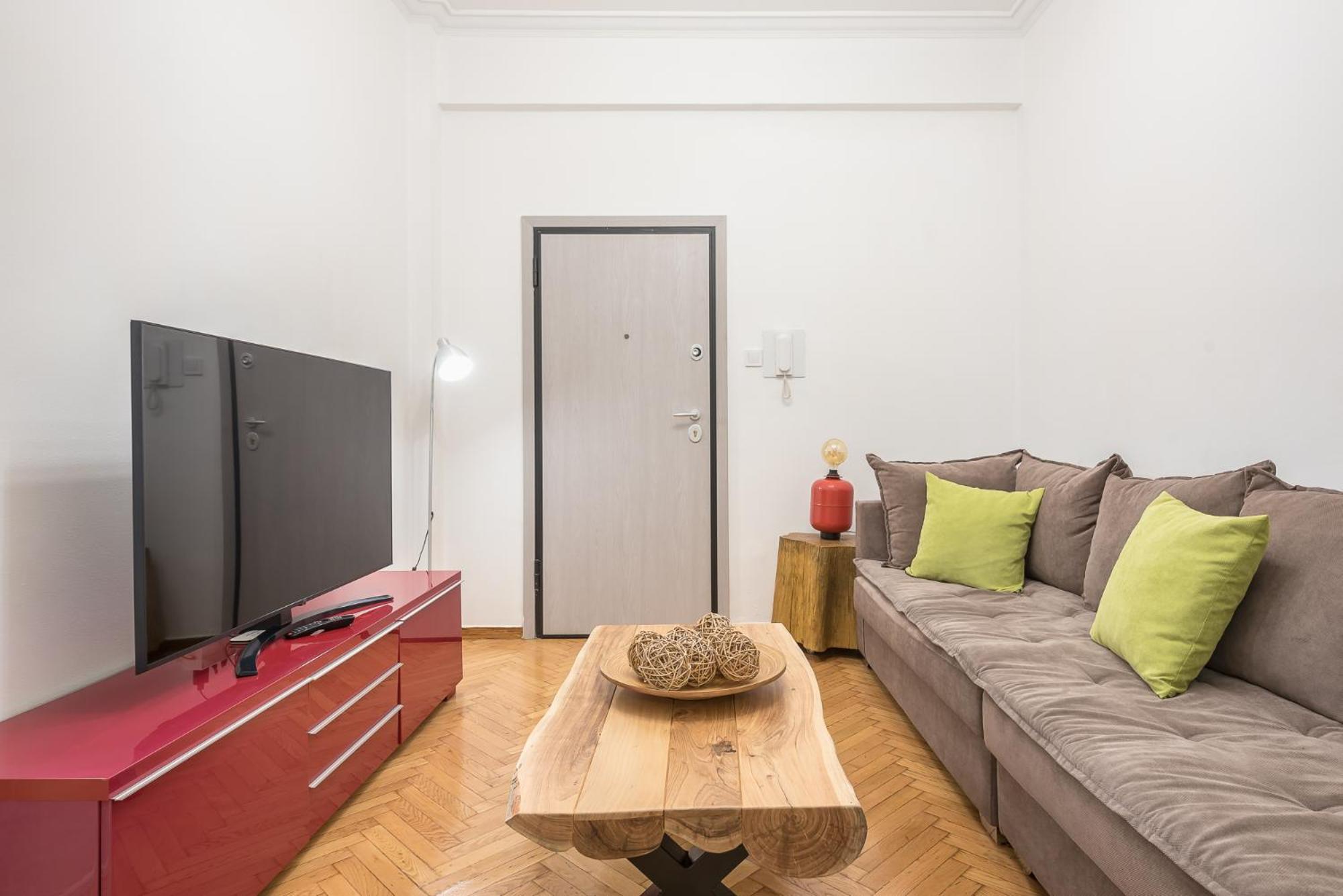 Stylish Luxury Apartment At Ampelokipi Metro Station アテネ エクステリア 写真