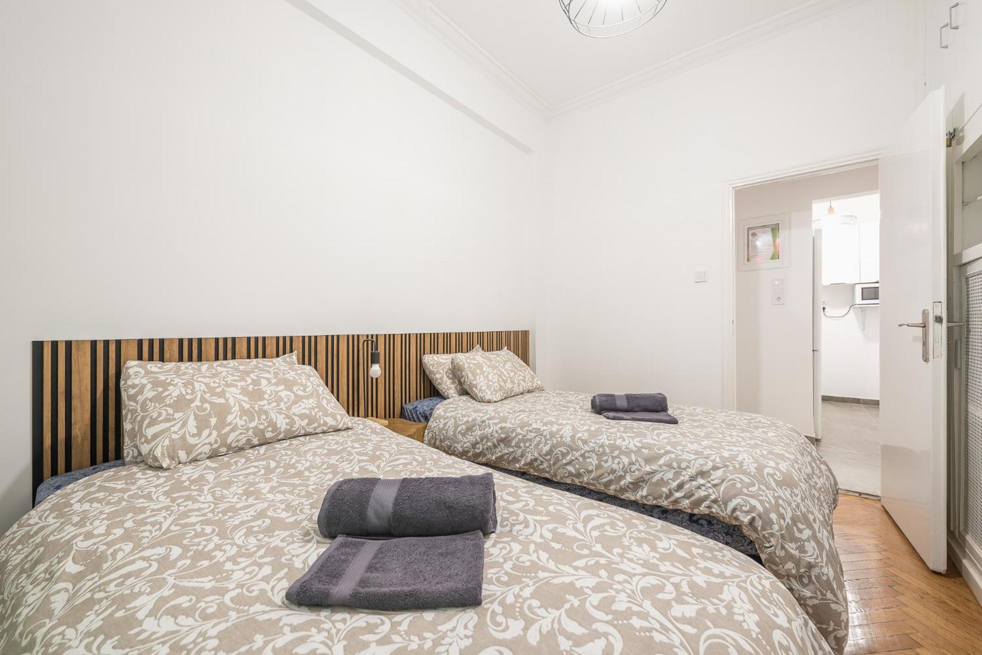 Stylish Luxury Apartment At Ampelokipi Metro Station アテネ エクステリア 写真